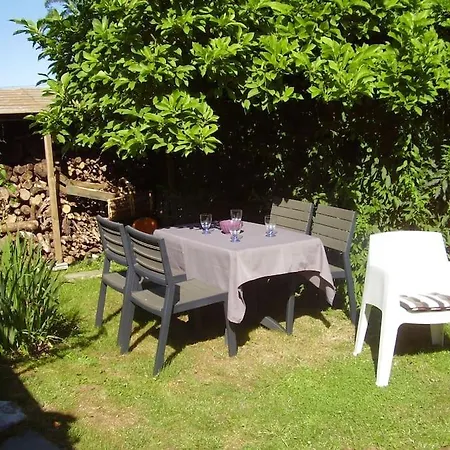 Maison Au Coeur Du Parc Naturel De L'avesnois Choisies